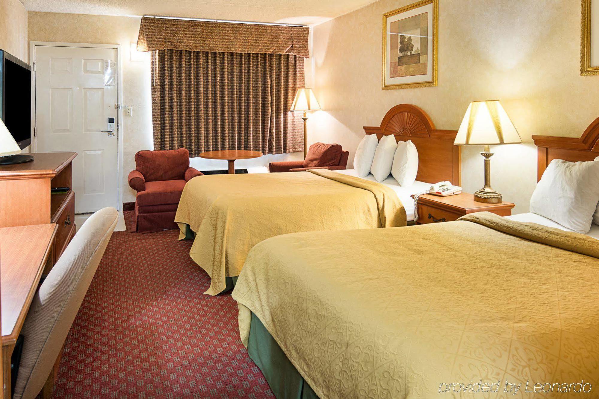 Quality Inn Petersburg Near Fort Gregg-Adams Екстериор снимка